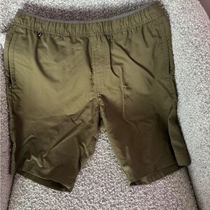 VOYAGER Olive Green Men's Shorts LARGE